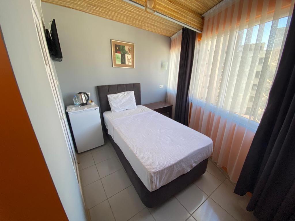 City House Hotel Antalya Bagian luar foto