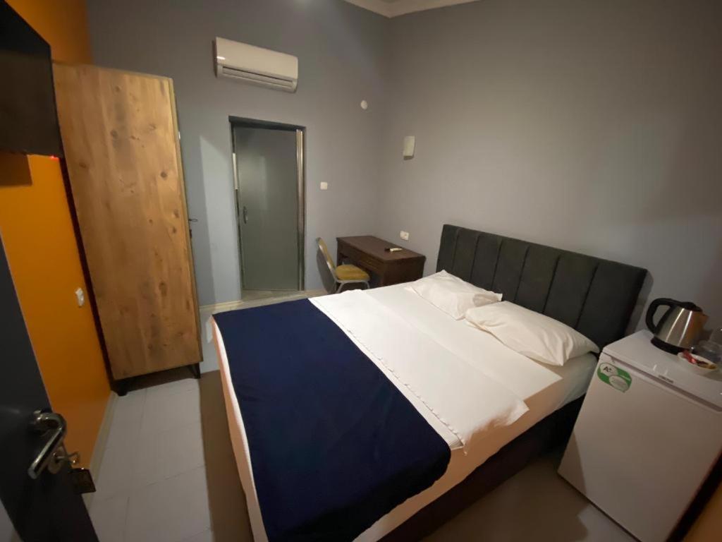 City House Hotel Antalya Bagian luar foto