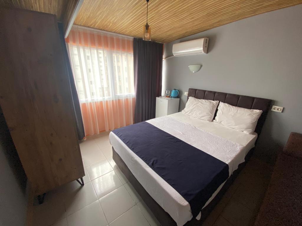 City House Hotel Antalya Bagian luar foto
