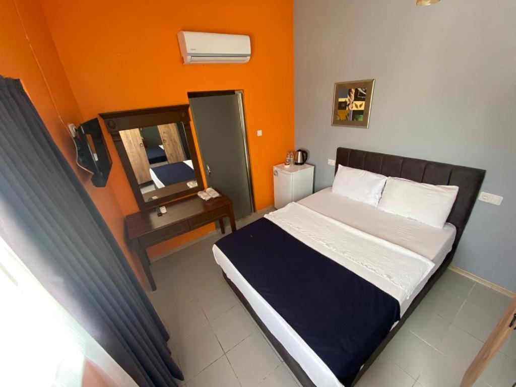 City House Hotel Antalya Bagian luar foto
