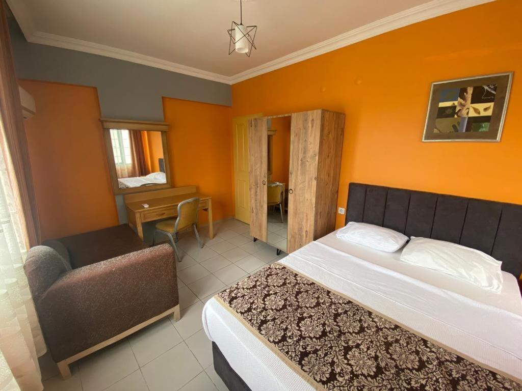 City House Hotel Antalya Bagian luar foto