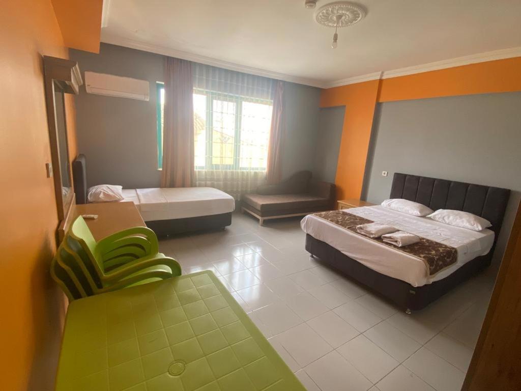 City House Hotel Antalya Bagian luar foto