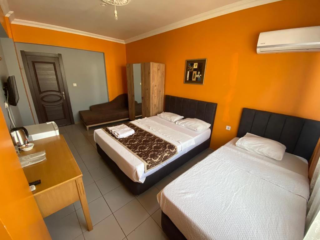City House Hotel Antalya Bagian luar foto